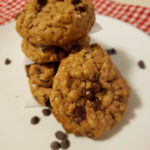 Gluten Free Peanut Butter chocolate cookies. #healthyrecipes #eatclean #fitandfrugalmommy #glutenfree