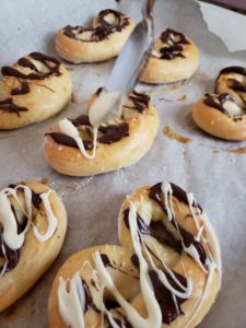 Two Ingredient Dough Dessert Pretzels, a healthy treat recipe. #fitandfrugalmommy