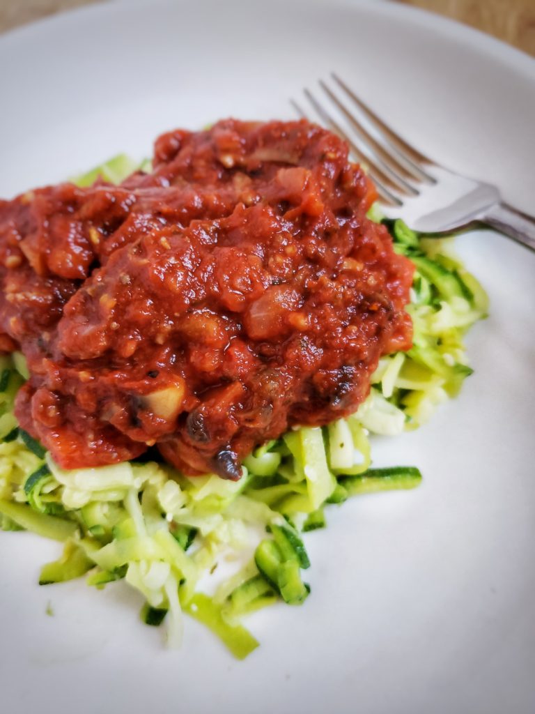 How to cook and prepare zucchini noodles. Quick and easy low carb zoodles! 3 easy ways to prepare zucchini noodles.