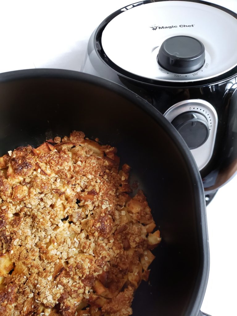 Healthy air fryer apple crisp, a gluten free, low calorie dessert recipe.