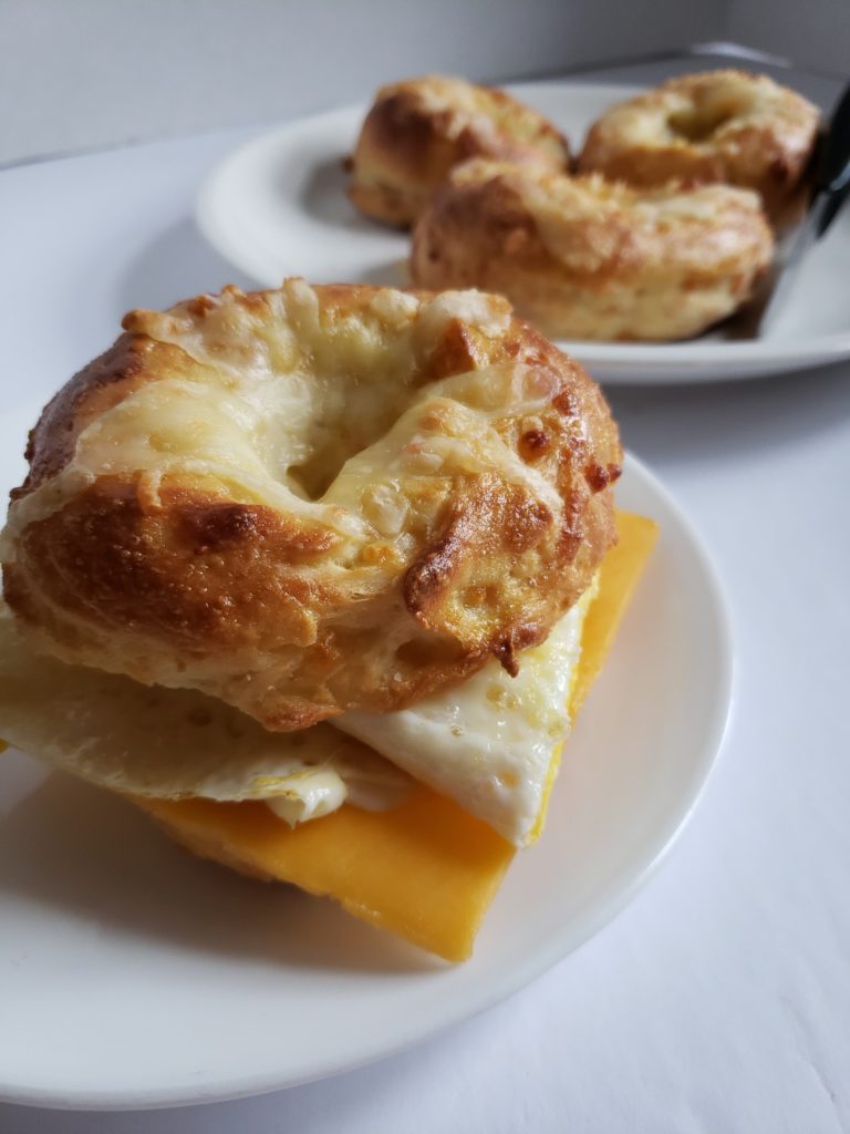 Two Ingredient Dough 3 Cheese bagels, a delicious, quick and easy low sugar bagel the whole family will love! Only 5 Weight Watchers Smartpoints, a weight watchers freestyle recipe.